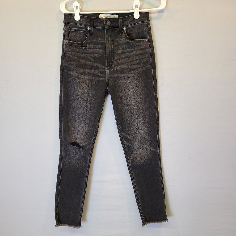 Abercrombie & Fitch Black Ankle Jean High Rise Curve Love Womens 27 or 4 S